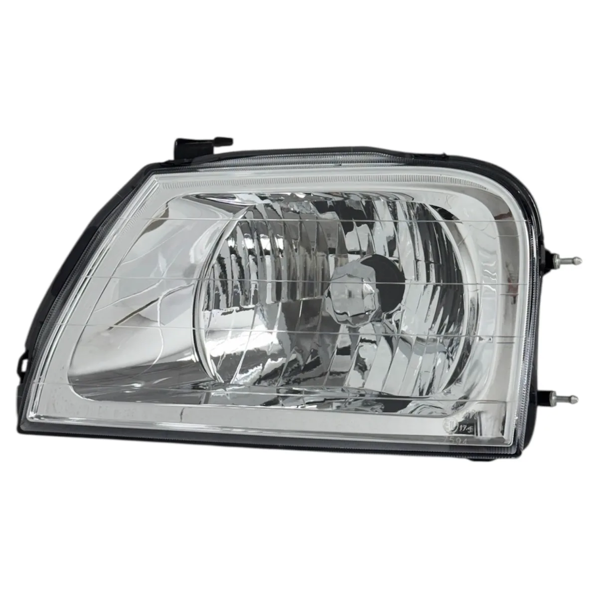 FAR L200 00-04 LH (MAGNUM)